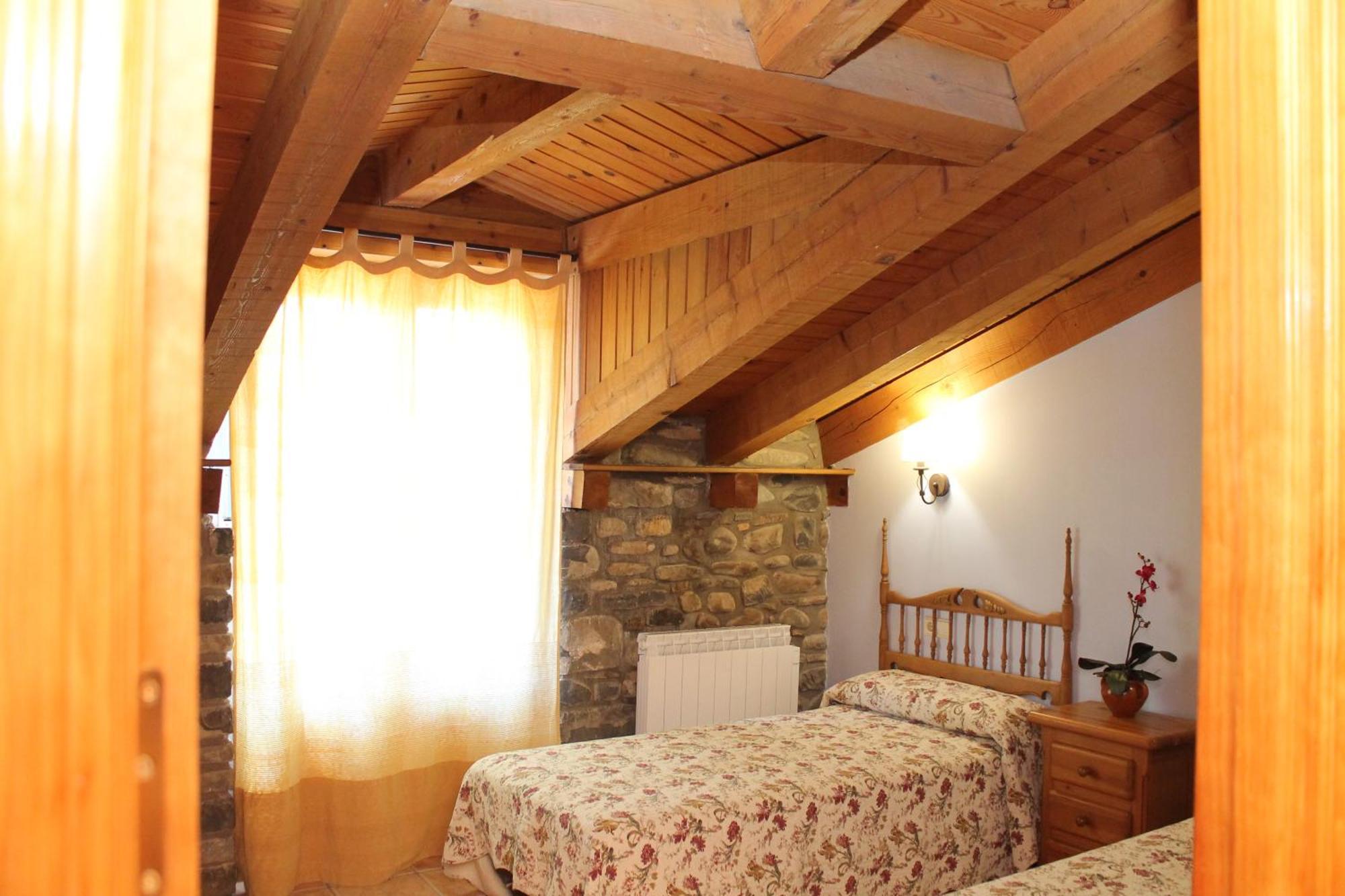 Apartamentos Claveria Biniés Extérieur photo