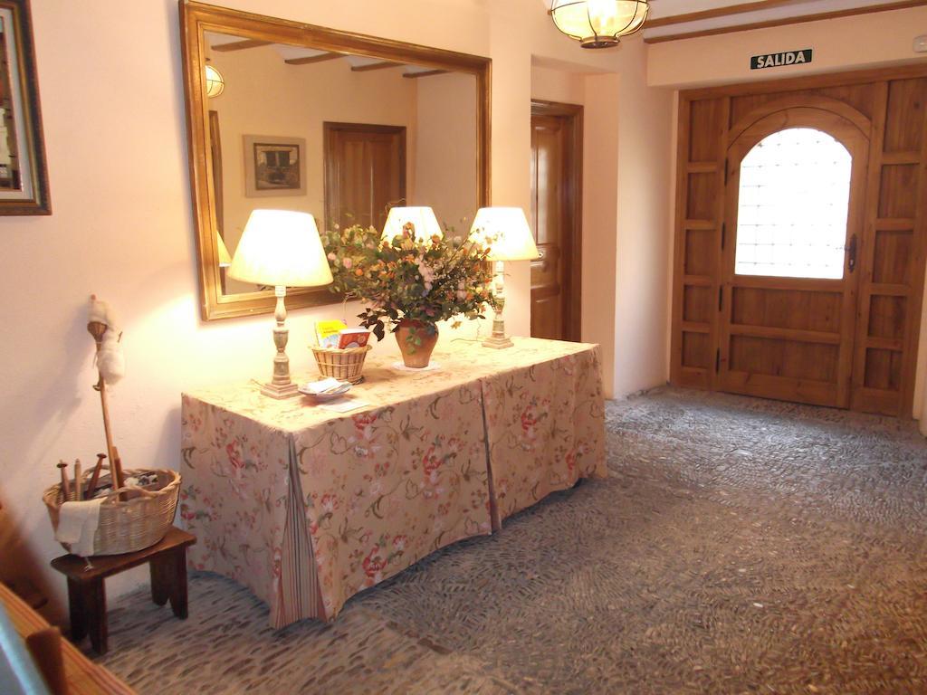 Apartamentos Claveria Biniés Chambre photo